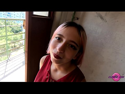 ❤️ Une étudiante sensuelle suce un étranger dans l'Outback - sperme sur son visage ❤❌ Porno vk at porn fr.novoporn.ru ❌